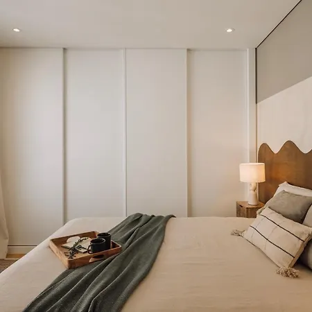 Tarquinia - 1 Bedroom And Parking In Alvalade Apartamento *
