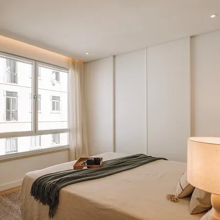 Tarquinia - 1 Bedroom And Parking In Alvalade *