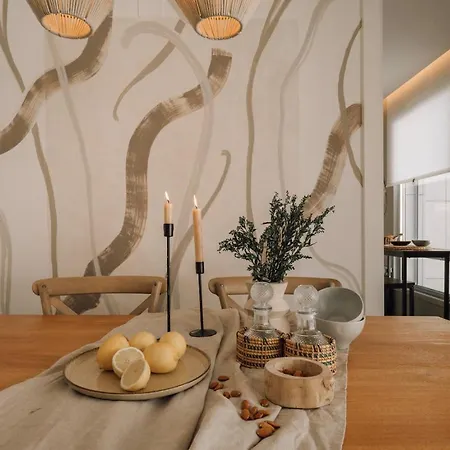 Апартаменты Tarquinia - 1 Bedroom And Parking In Alvalade